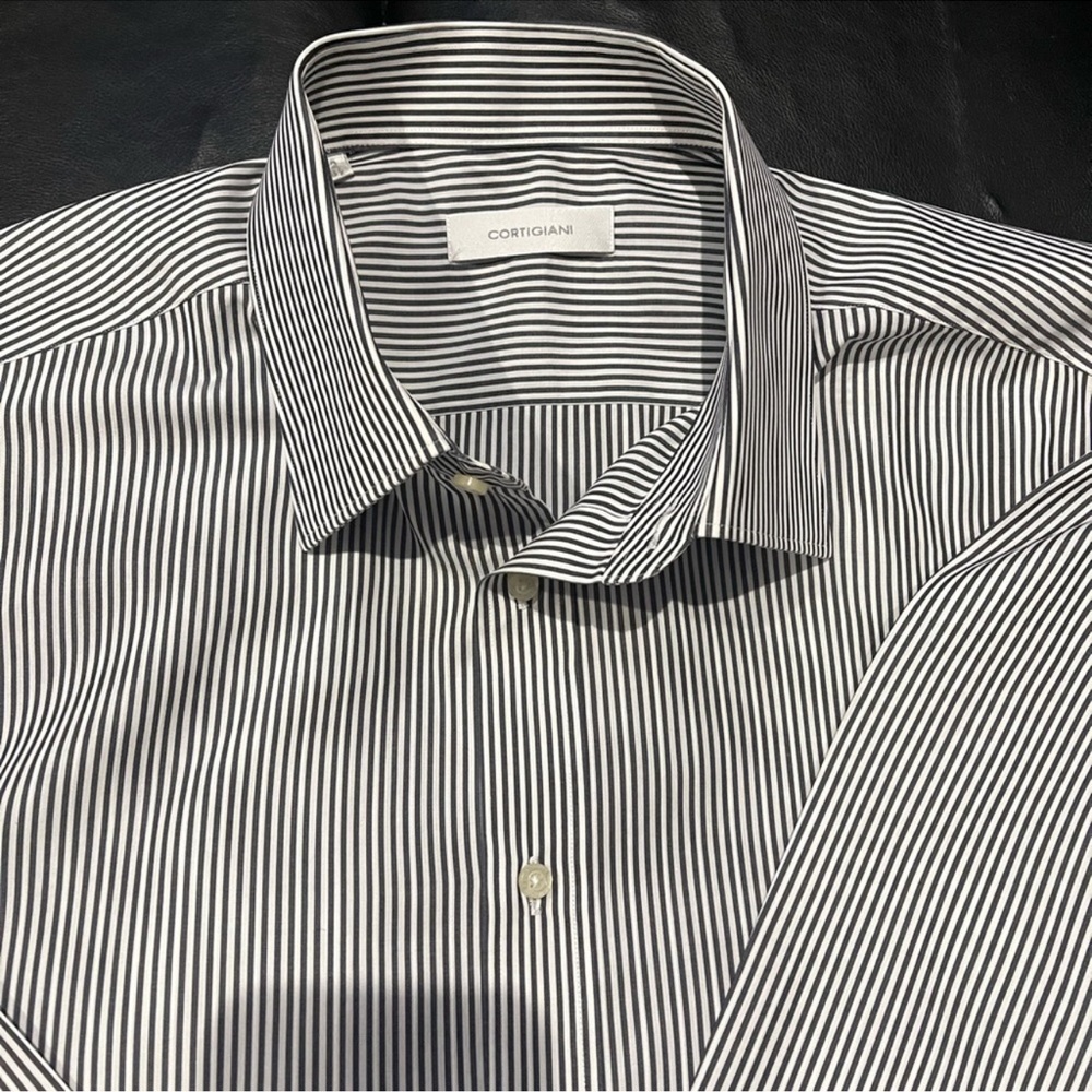 Cortigiani Black Striped Button Down dress shirt Sz 16.5